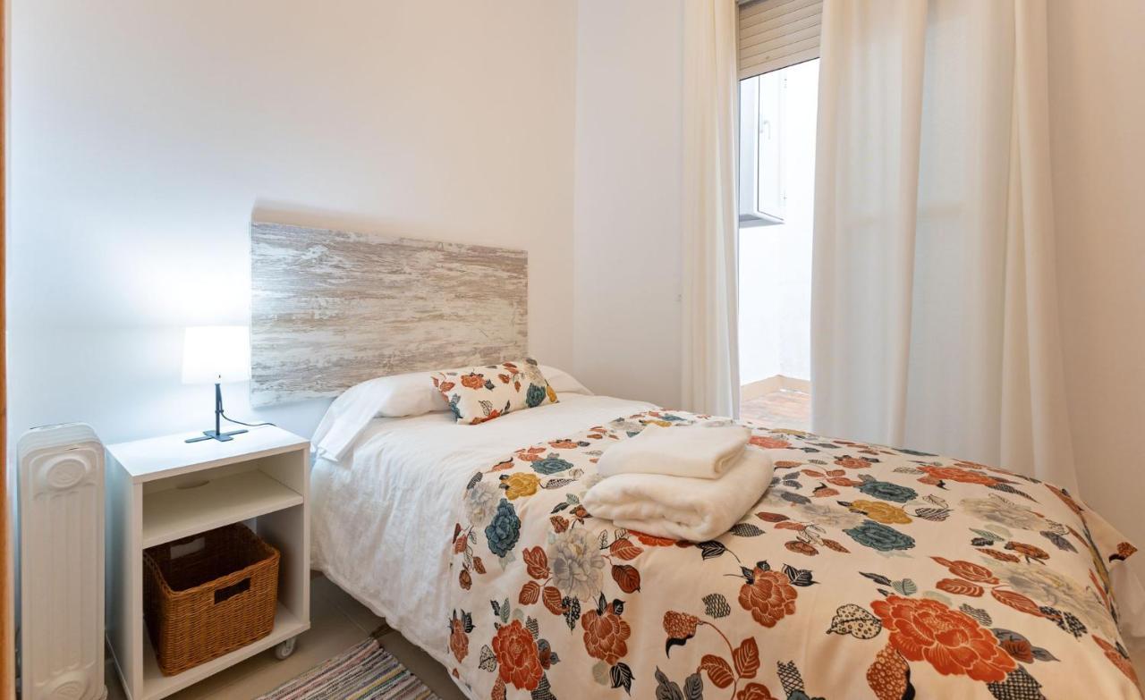 San Vicente Apartamento, 5 Pax, Centro Historico Seville Luaran gambar